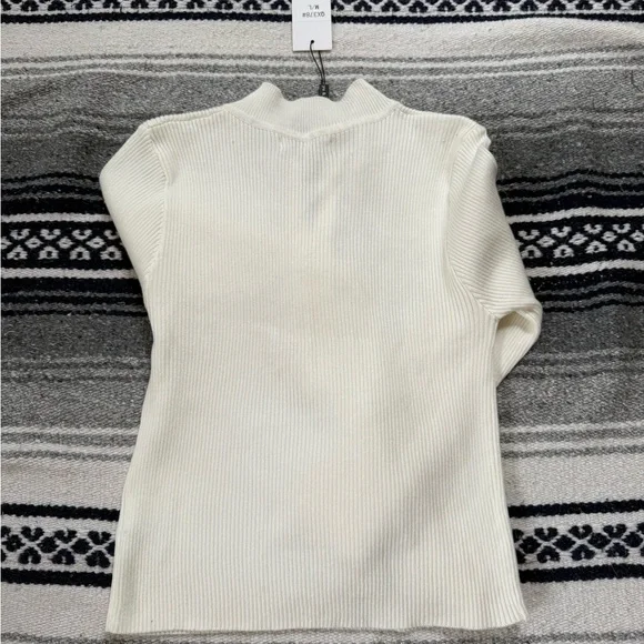 You & Me Women’s NWT long sleeve Cropped 1/4 Zip Ribbed Long Sleeve Size M/L - Picture 2 of 4